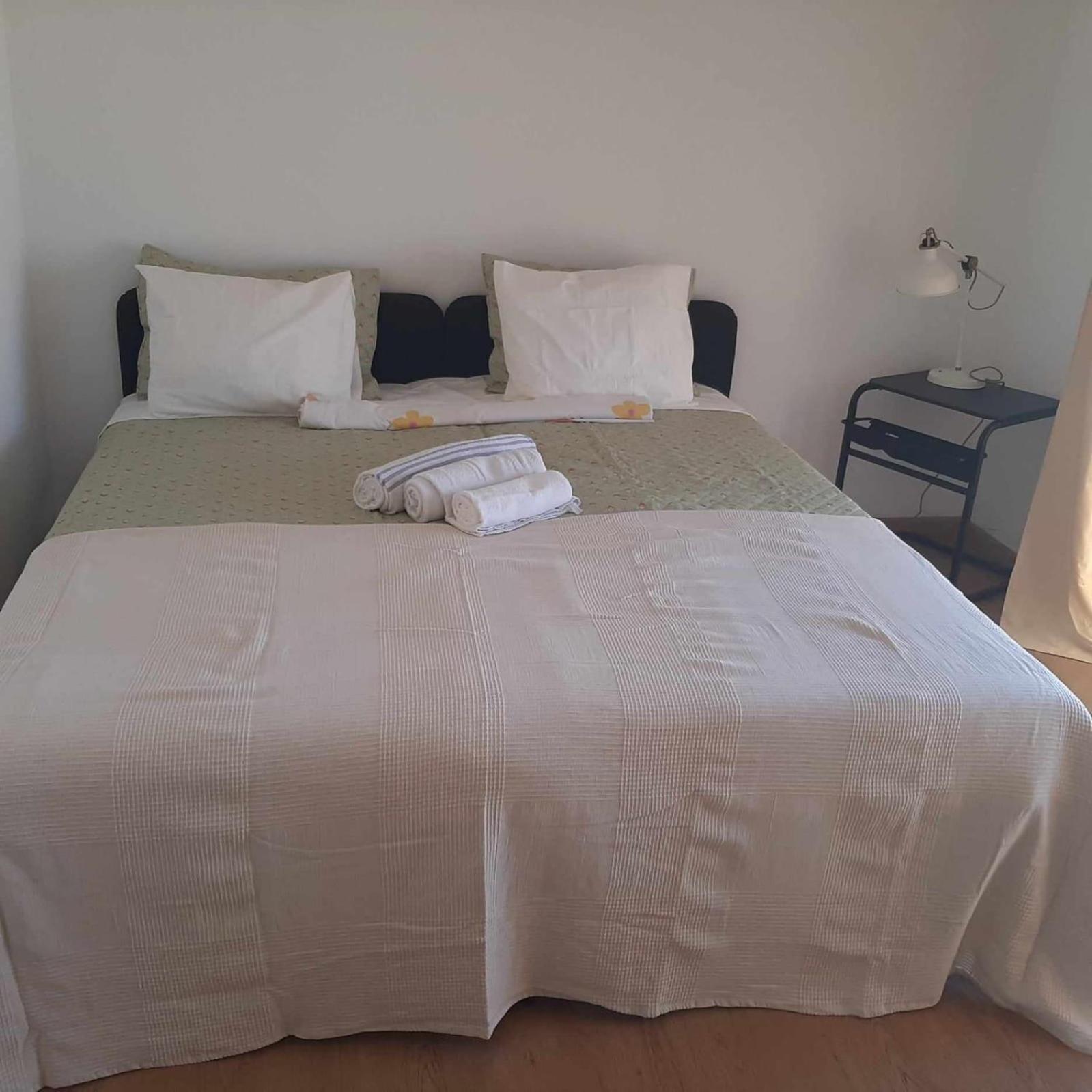 Lisbon Room * Lissabon
